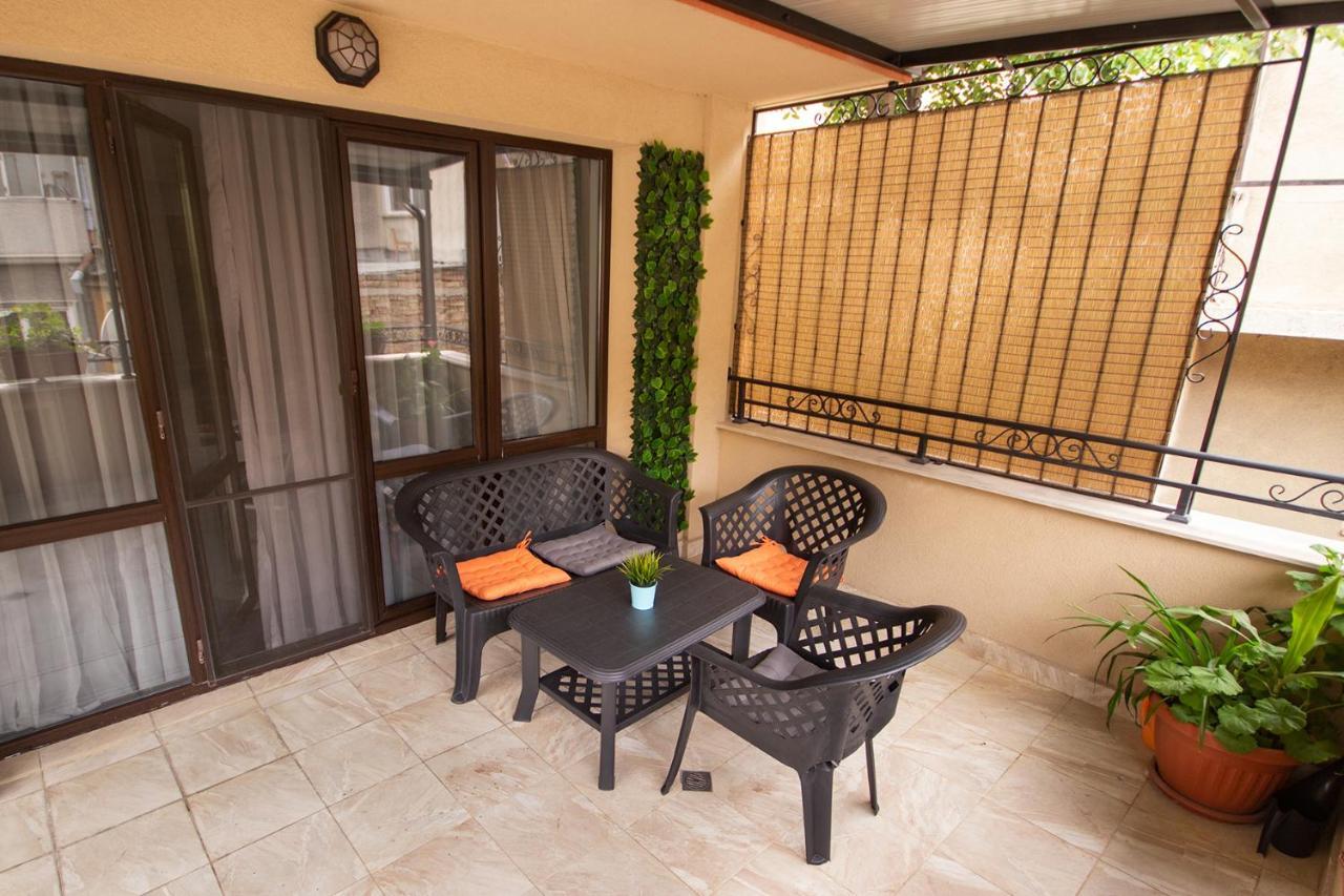 Vera By Rv Apartments Varna Exterior foto